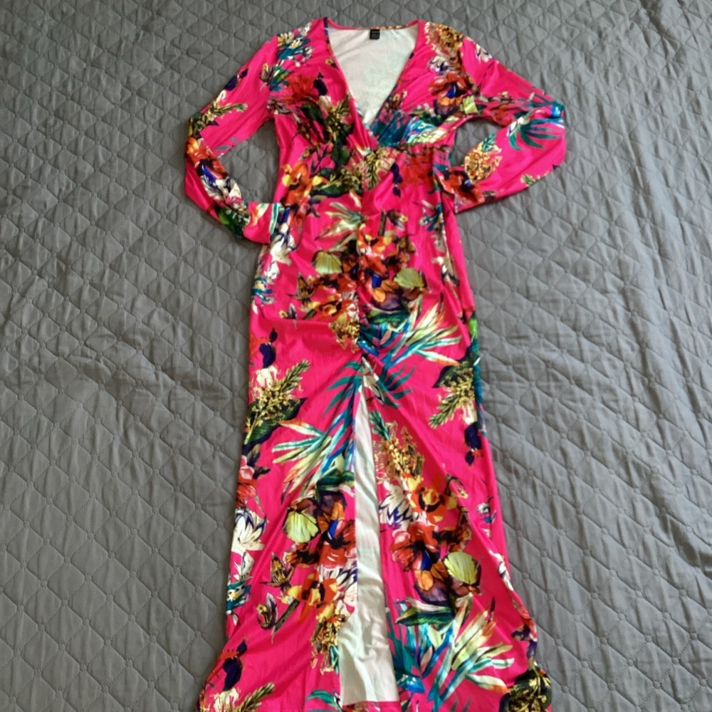 Shein V long-sleeve maxi dress with a vibrant tropical floral‎ print Size Large